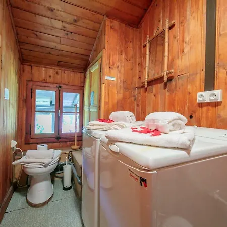Montroc Chalet Sleeps 6 * Chamonix