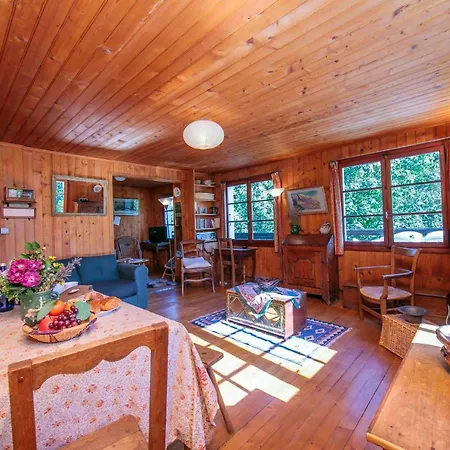 Montroc Chalet Sleeps 6 Chalet