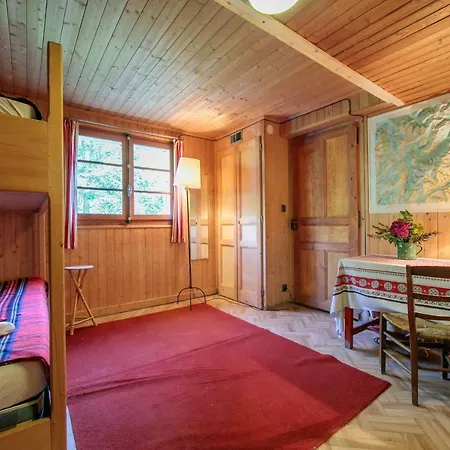 Montroc Chalet Sleeps 6